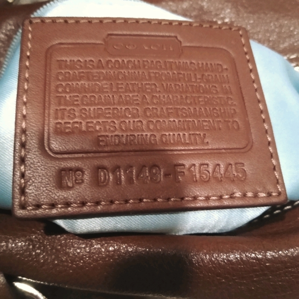 Coach purse - Picture 4 of 5